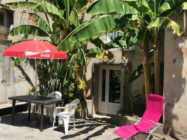 Cevennes Bessegeoises Apartment Besseges Екстериор снимка